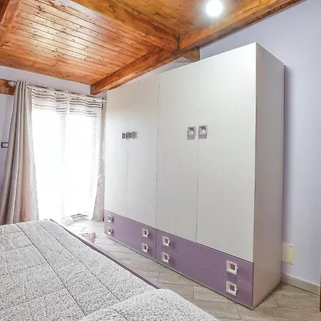 بيت للعطل Beautiful In Torre Di Pescopaganoce كاستيل فولتورنو