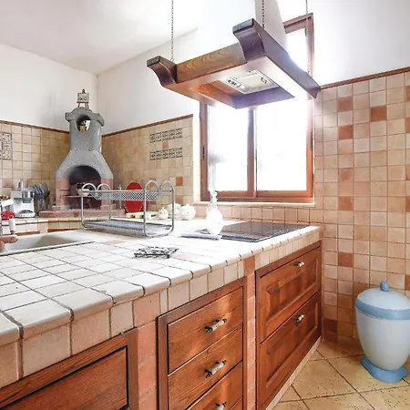 Holiday home Beautiful In Torre Di Pescopaganoce