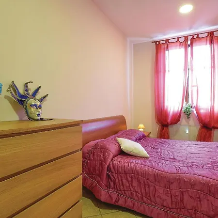 Beautiful In Torre Di Pescopaganoce Holiday home